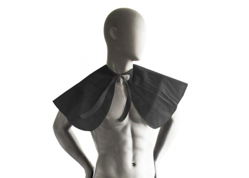 PELERYNKA ochronna z włókniny krótka, do modelowania/makijażu, czarny 50 szt.  