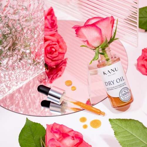 Kanu_Nature_olejek_rozswietlajacy-suchy-dry-shimmerring-oil-rose-open.jpg